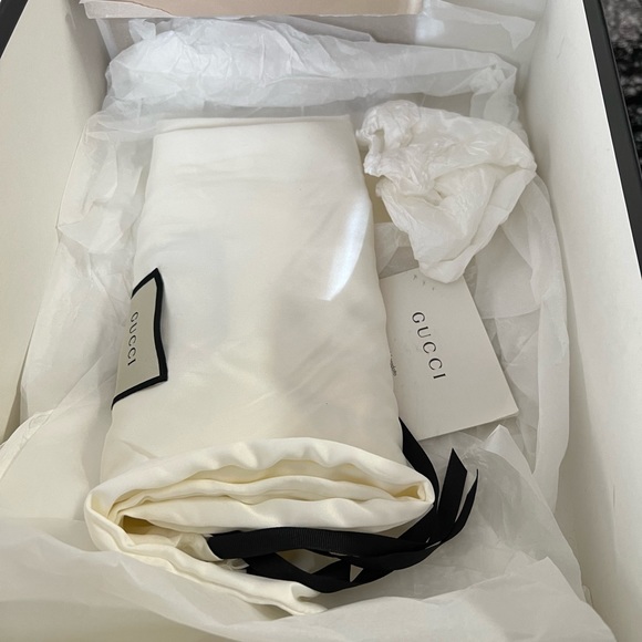 Original Gucci
Angelina logo-detailed coated-canvas platform sandals
Beige - Picture 8 of 10